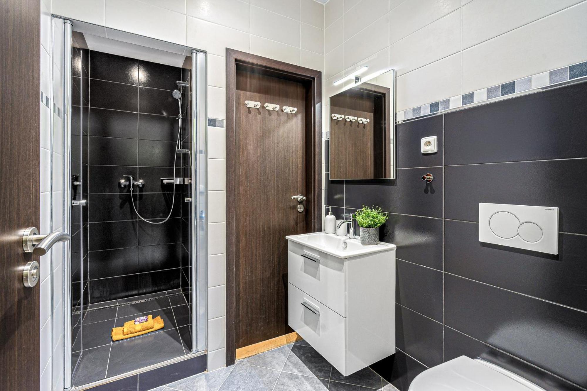 Oasis Apartments At Charles Square Prague Exterior photo